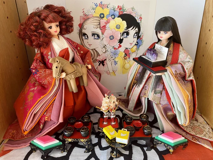 シスターフッドの日を祝して
新しく飾り付けをしました。

考古学者を夢みる女の子と、
鉱物学を極めたい女の子。
最高のライバルであり、
最高の親友同士。

切磋琢磨し支え合い、
それぞれに夢を叶える。

そんな素敵な未来が
すべての女の子たちに
訪れますように。

#3月3日はシスターフッドの日 