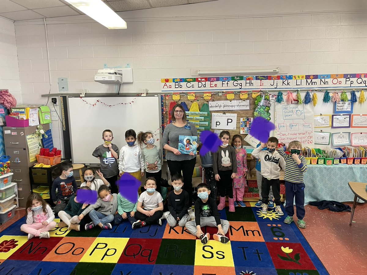 LabrosseKristy's tweet image. We had a blast 💥 celebrating Read Across America Day with our guest readers! 📚 Thank you Captain VanSaders and Councilwoman Sandhusen! @NMGibbs_NJ #NMUKNIGHT @NewMilfordPD