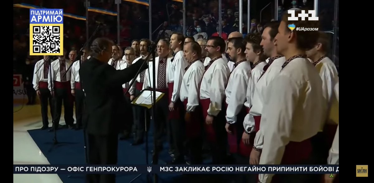 Hoosli's tweet image. Thrilled &amp;amp; humbled to learn that video of @hoosli singing Ukrainian &amp;amp; Canadian anthems at @nhljets game on March 1 was broadcast by media outlets across Ukraine. So touched that our display of solidarity &amp;amp; support was seen &amp;amp; heard by millions of people throughout Ukraine! 💙💛