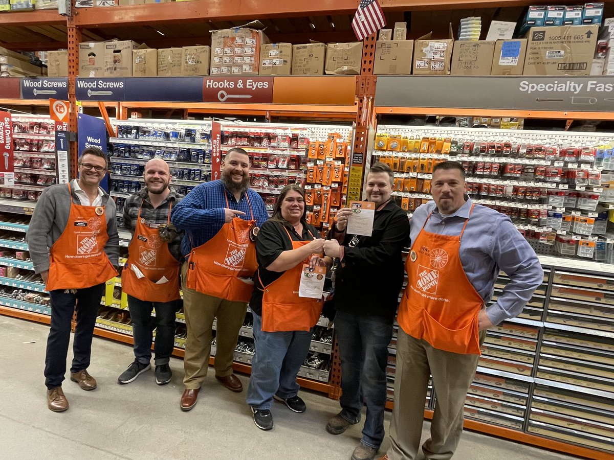 James Daugherty (@cbjamesd) on Twitter photo Thank you to Jen, Donna, and Preston for great partnership driving results in Crown Bolt in 3902! <a href="/Meador3909/">Mike Meador</a> <a href="/hdjandrew/">jason andrew</a> <a href="/AOstie/">April Ostie</a> <a href="/PruittKevin/">Kevin Pruitt</a> #OrangeBlooded Thank you to Jen, Donna, and Preston for great partnership driving results in Crown Bolt in 3902! <a href="/Meador3909/">Mike Meador</a> <a href="/hdjandrew/">jason andrew</a> <a href="/AOstie/">April Ostie</a> <a href="/PruittKevin/">Kevin Pruitt</a> #OrangeBlooded