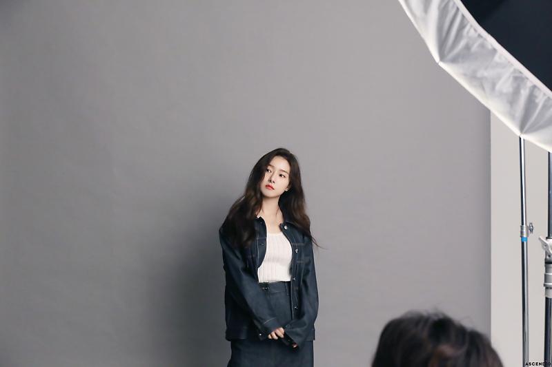 KimsoeunIndo_'s tweet photo. For more behind the scene photos, please visit Ascendio official blogs on naver.
#kimsoeun #김소은 https://t.co/pMSGZ8mkEO