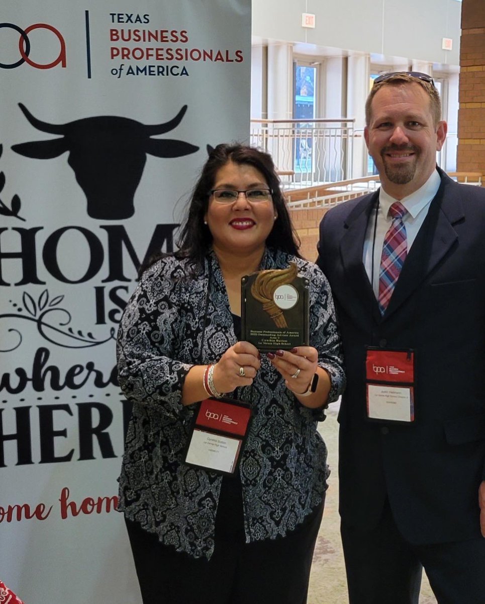 laverniabpa's tweet photo. La Vernia BPA begins state competition with an unexpected early award to our very own advisor Mrs. Sutton, she was awarded Texas BPA 2022 Outstanding Advisor Award 🎉🎉  @LaVerniaISD @LaVerniaCTE @high_vernia @txbpa @National_BPA https://t.co/v2NkzpNRVc