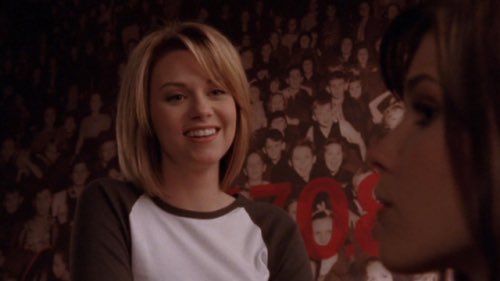 jjstrap's tweet photo. i liked peyton’s s3 hair 🤕🤕 https://t.co/um6fXVmfAq