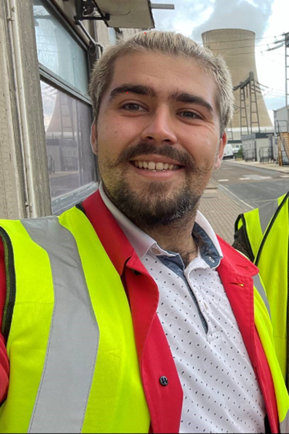 BrunelGradSch's tweet photo. On the 2nd day of 3MT our finalist gave to me, 1 Mike Gorbounov from Chemical Engineering, he is a #Linguisticsenthusiast, find out more about his research in the live 3MT final on 23 March. Will he be the DR who gets your vote? #18daysof3MT #3MT #threeminutethesis https://t.co/wsG1XccgiQ