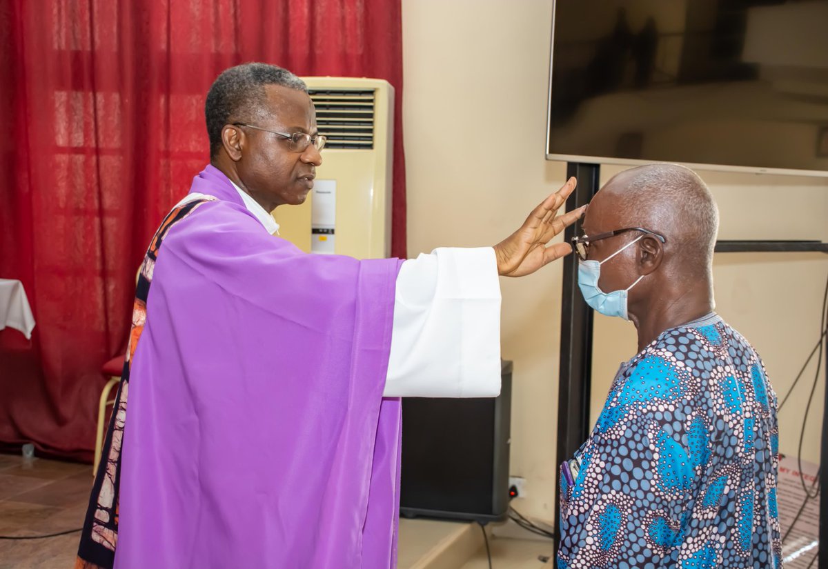 LuxTerraNG's tweet photo. THOU ART DUST, AND TO DUST THOU SHALT RETURN
Images from the celebration of Ash Wednesday at the Chapel of Lux Terra Leadership Foundation yesterday.
#LuxTerra
#Lent
#AshWednesday
#YouAreDust https://t.co/oAP39XhAl7