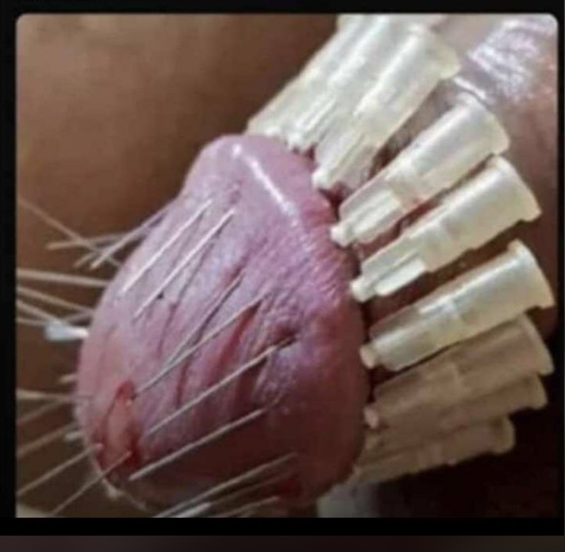 ORFR003's tweet photo. Una foto q cause dolor........

La foto 😫😫 https://t.co/LrwS3e9l1x