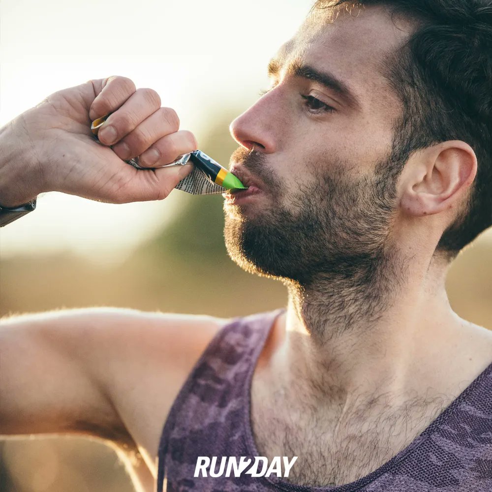 Run2DayNL's tweet photo. Sportvoeding, ook tijdens trainingโก๏ธ
Voeding en een goed dieet zijn net zo cruciaal als je fysieke training voor het succes van je trainingsdoel, afstand of wedstrijd.
Kom langs voor advies of check ๐https://t.co/xsaoOXyvVXโ
#run2day #doorrunnersvoorrunners https://t.co/BklqvV0uAb