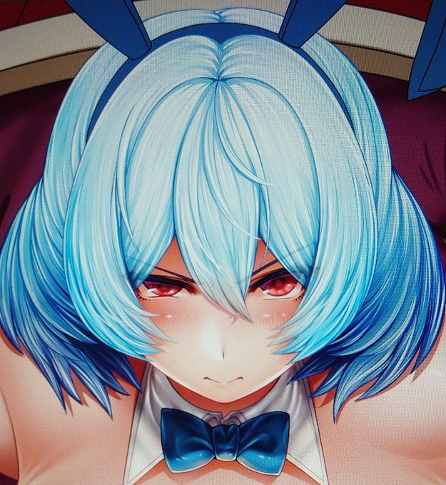 お顔の経過﹙˙꒳​˙﹚
駄目だ…snowballさんの髪の毛の塗りが異次元過ぎて私にゃ全くついて行けん( '˙꒳​˙)
色使いやライティングで誤魔化さないあの塗り方はすごすぎる… 