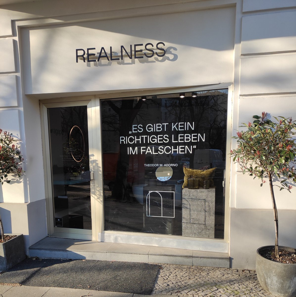 Ich glaube ja nicht, dass Menschen sich im Grab rumdrehen können, aber