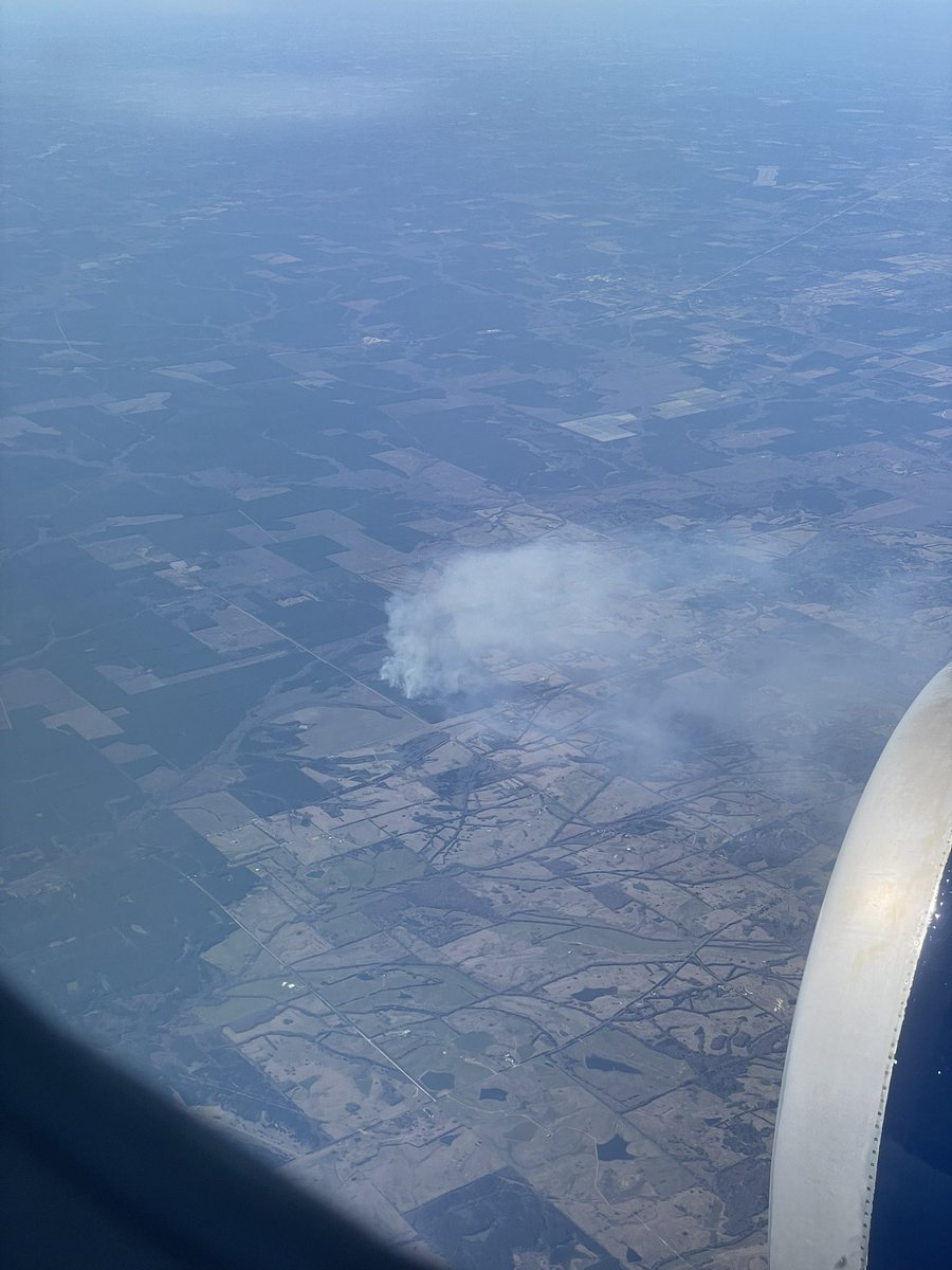 russholmes12's tweet photo. I flew from Atlanta to Jackson today and there were dozens of fires burning https://t.co/vAU6lMZ9KK
