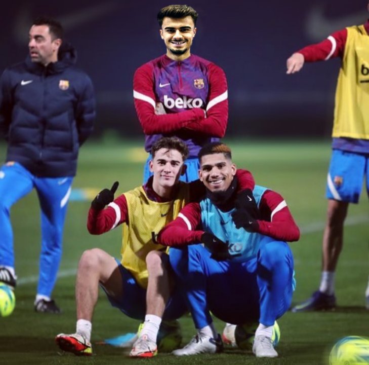 Estiramientos listos ✅, nos vemos dentro de una hora 

VisçaBarça