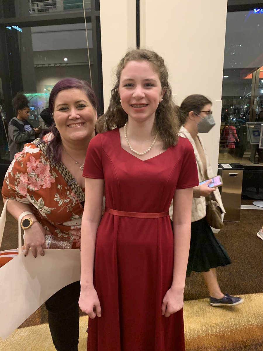 We ❤️ Pieces of Gold! #dreamerinme #supportthearts #weloveourchorusteacher <a href="/HeritageMSSings/">Heritage MS Chorus</a> @UnitedArtsCounc <a href="/WCPSS/">Wake County Public School System</a> <a href="/HeritageMiddle1/">Heritage Middle</a>