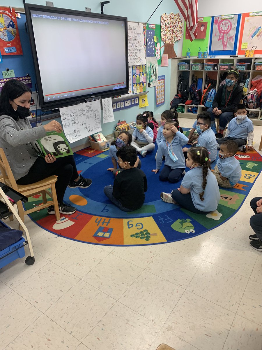 MrsDomenick_K's tweet photo. Thank you to our special guest readers from Memorial High School for Read Across America ! @wnyecc @MHS_WNY @WestNYSchools https://t.co/yCZnNBPCdW