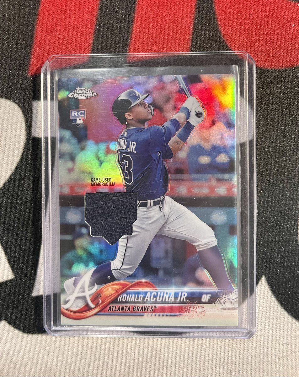 After a two week interview process I got extended a job offer today! In celebration let’s do a giveaway! Rules are same as always, just RT the post &amp; Follow. Winner will be drawn Friday the 4th at 8pm ct ☝️

#sportscards #forthehobby #Giveaway <a href="/RyansCardssLLC/">JoinMyDiscordToday</a> <a href="/Hobby_Connect/">Hobby Connection(Colton)</a>