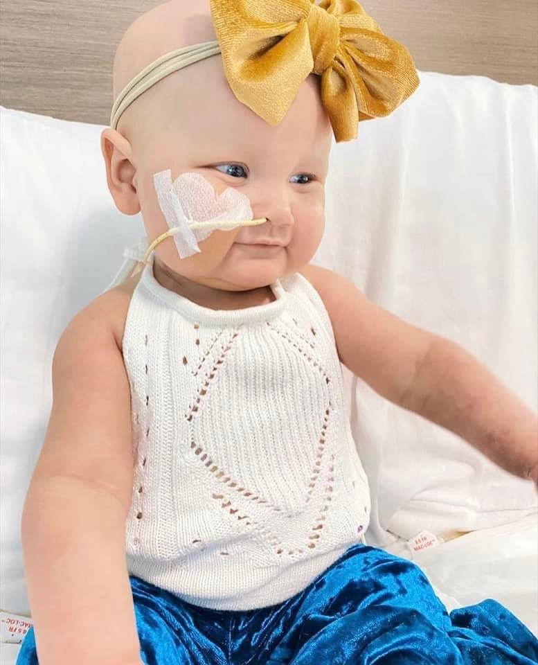 TeamBeansFund's tweet photo. Charley Rose : July 21, 2020-September 6,2021
Diagnosed with neuroblastoma on Christmas. Spent five straight months living in the hospital, hurdle after hurdle. She lived her life to the fullest, and was the happiest baby despite life not being kind to her. Forever 13 months old. https://t.co/nZwTneKFpc