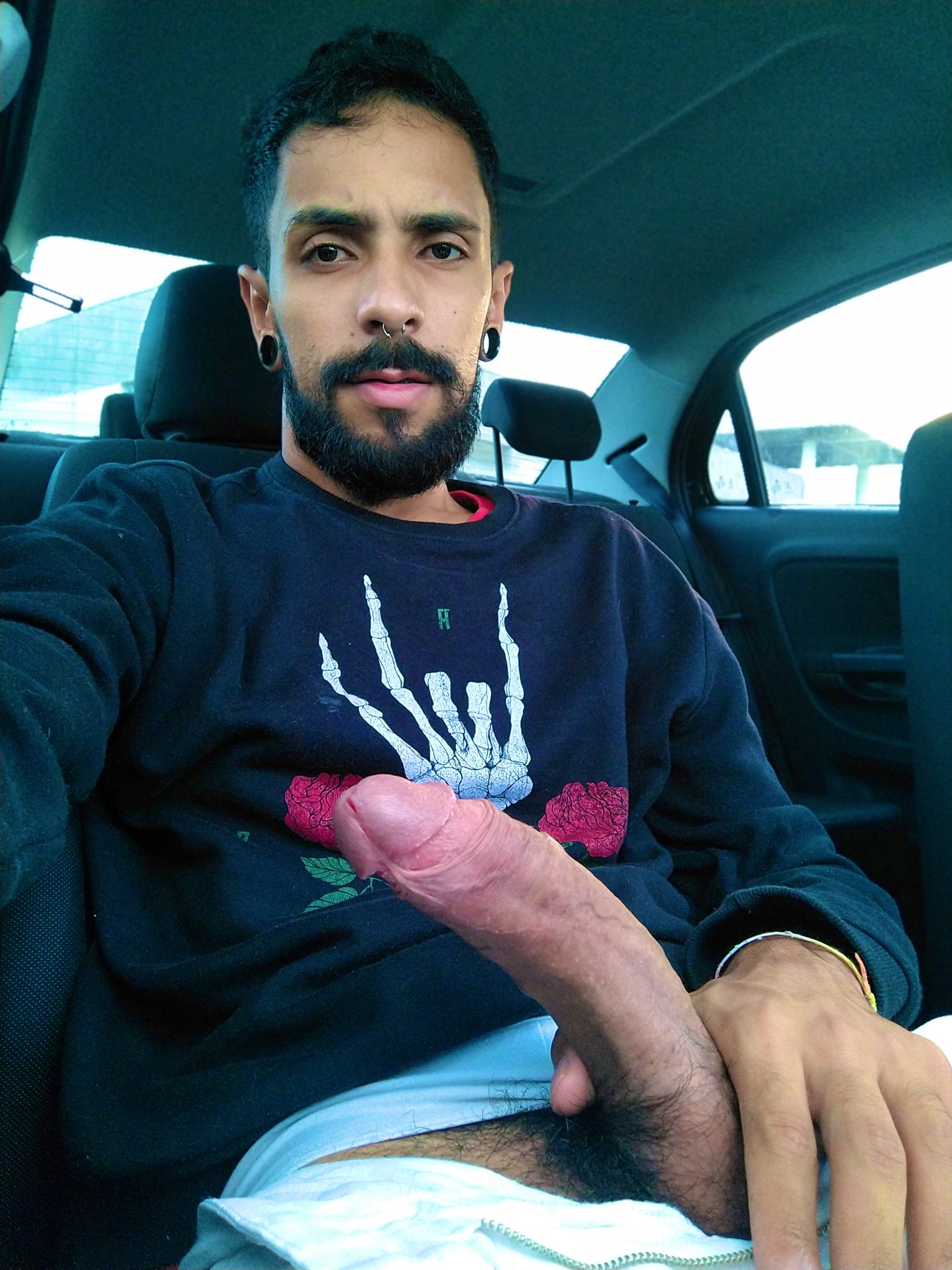 TW Pornstars - 1 pic. Caradotado3 🍑🍆 (280K)OF $5. Twitter. Chega a  salivar a boca 😋😋 ▶️@bruxaodasruas◀️ Barbudo ✓ Dotado. 2:52 AM - 3 Mar  2022