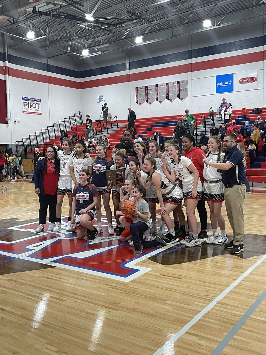 MarkSalfia24's tweet photo. Regional champs!!!@ladycardinals2 @SMHS_Official @SMHS_Official https://t.co/mu9ZdPvYgc