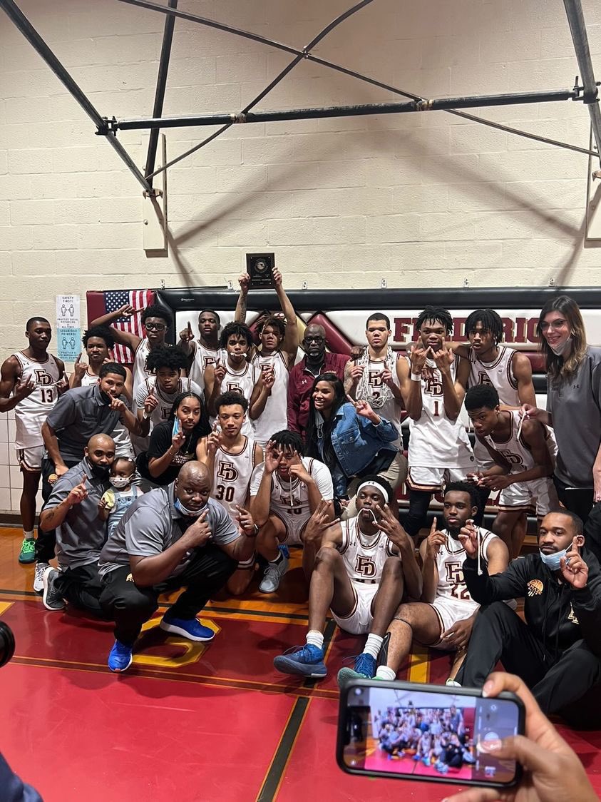 CapitolHoops's tweet photo. Frederick Douglass @Hoopsdoug are MD 2A regional champs. https://t.co/LKazvpFitD