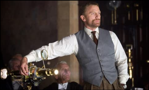 Happy Birthday, Daniel Craig! We could play a Bond film, but why not play the underrated THE GOLDEN COMPASS instead? 