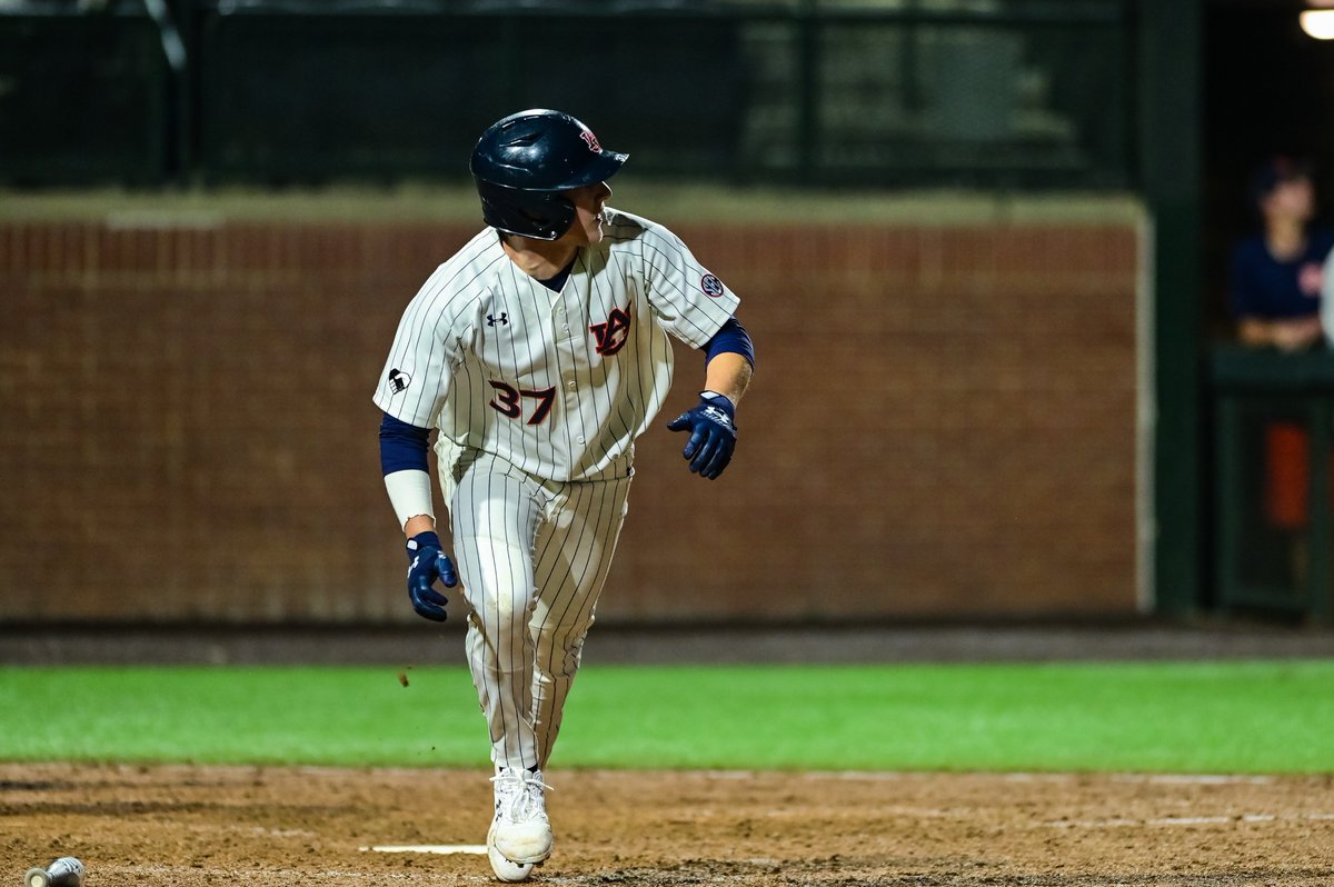 First knocks of the year. 

<a href="/luke_burk/">Luke Burk</a> 🤝 <a href="/masonland6/">Mason</a>