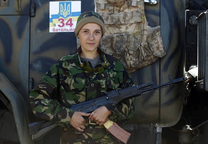 AffanZahid7's tweet photo. The people of Ukraine are being provided the weapons to fight against Russian troops and they are being called HEROES. If they are heroes than how the people of South fighting for their freedom are terrorists. 1/4
#freedomfighters https://t.co/RCjUFqUUAN