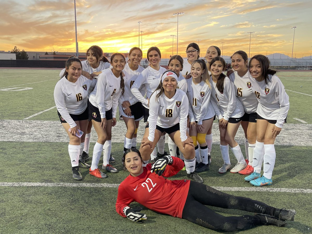 MRaquelRivera's tweet photo. Tonight we take the W against El Dorado in PKs. I’m so proud of the girls! They have continued to improve since day 1! @CoachWard_1 https://t.co/NztN0JFrVq