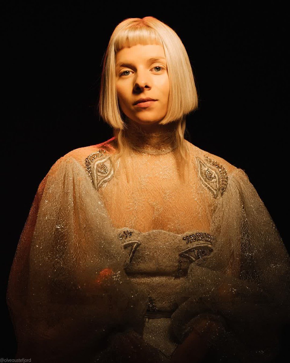 callmeshintaro7's tweet photo. Here's some BTS photos of @AURORAmusic for her song #ATemporaryHigh from her album #TheGodsWeCanTouch
📷: Olve Austefjord https://t.co/5zPctiRz6T