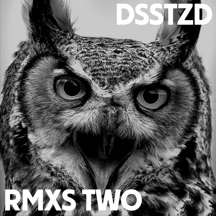 ［リリース情報］Lyoma主宰の"abendkollektiv"より、Remixアルバムが2枚同時リリース！
個性溢れる計8組のアーティストがLyomaの"DESENSITIZED"をRemix、聴き応え抜群で聴き比べても面白いアルバムです。ご視聴、ご購入はBandcampにて。
1⃣abendkollektiv.bandcamp.com/album/dsstzd-r…

2⃣abendkollektiv.bandcamp.com/album/dsstzd-r…