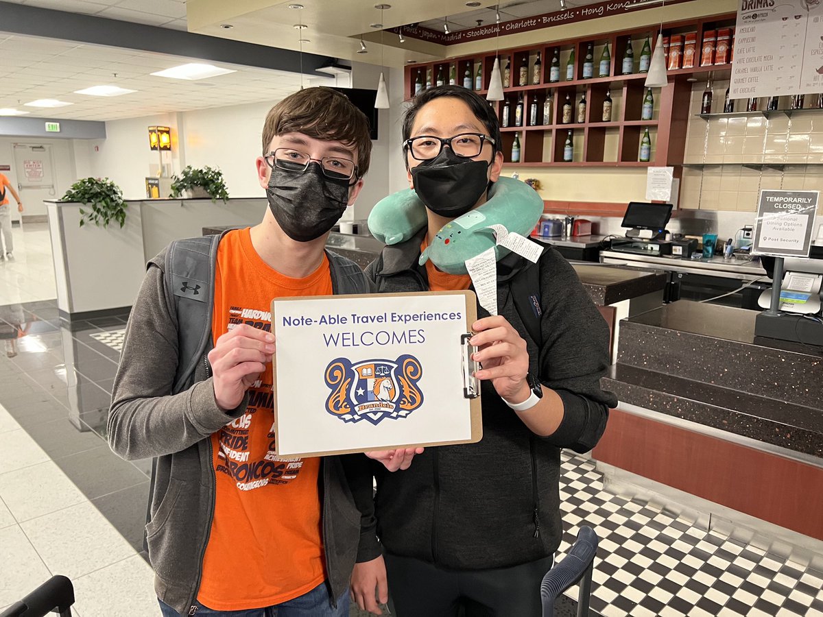 NoteAbleTravel's tweet photo. The @Bronco_Band has landed. Welcome to Orlando!
#NoteAbleTravelExperiences #NoteAbleTravel #NoteAble #NTE #ANoteAbleExperience https://t.co/9THPaWJRVq