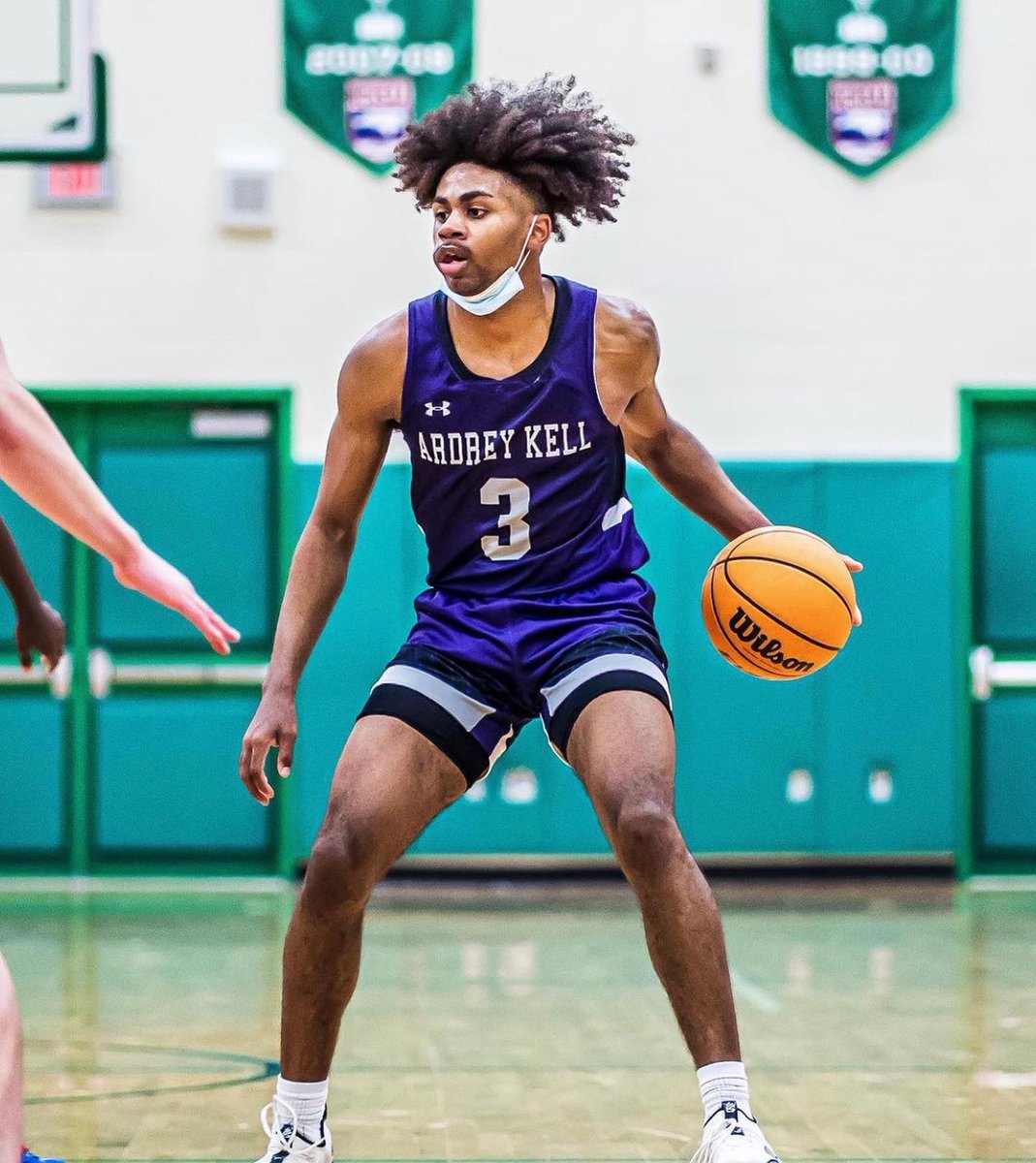 AKbasketball's tweet photo. #EvanSmith 2x #AllConferenceTeam selection. Evan took #AKBasketball to the playoffs all 4 yrs, including the state title game, an Elite 8 and a Sweet 16. Evan averaged 15 pts 5.7 boards, 3.6 assists and shot 51% and 40% 3pt! Evan plays at Army-West Point next year! #TCC https://t.co/rhmG7qk68d