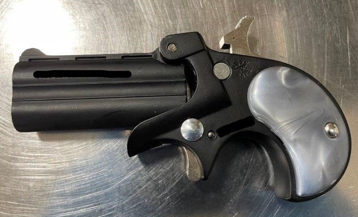 Tsa_SouthWest's tweet photo. It may be small but can cause travel delays, suspension from #TSAPreCheck &amp; lead to fines if found in a passenger's carry-on🧳This revolver was found by @TSA officers @PHXSkyHarbor at airport security checkpoint. #SafetyFirst #nowyouknow #traveling #SPRINGBREAK https://t.co/sRzFKSYHC4