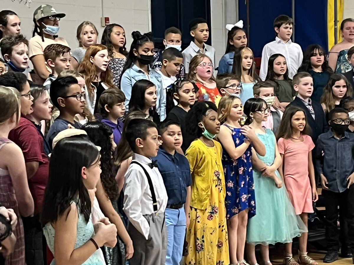 Gracemor Elementary Lions tweet media