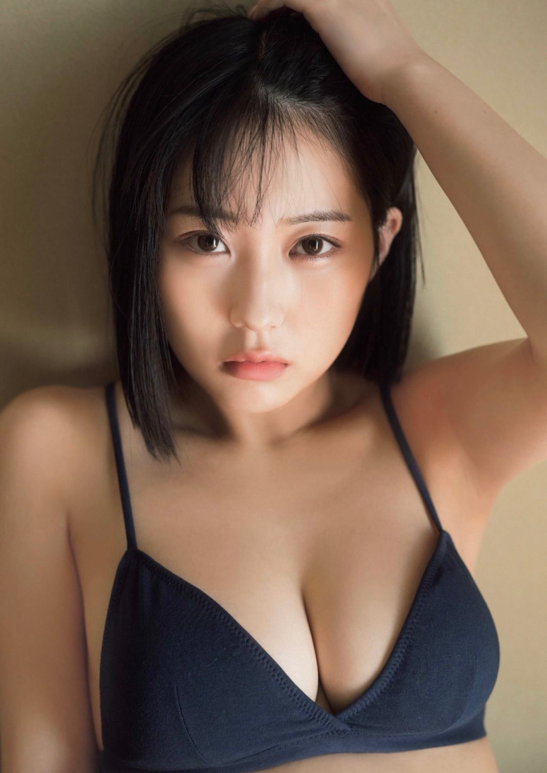 田中美久 🖤🧡 最近は1日に1回ネイルしてるξ´-ﻌ-`Ҙ