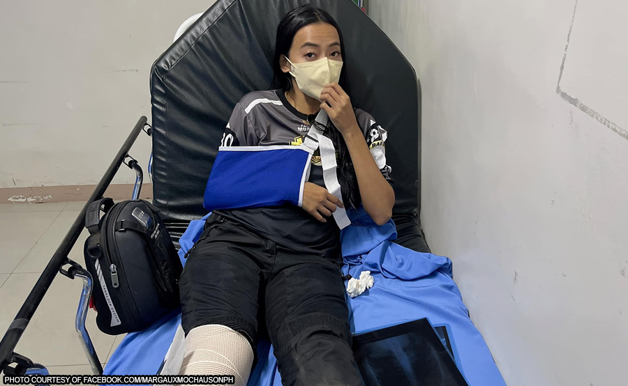 AbanteNews's tweet image. Nagtamo ng bali sa buto si MOCHA Party-list first nominee Mocha Uson matapos maaksidente sa motorsiklo habang nangangampanya sa Bataan noong nakaraang Biyernes.
tnt.abante.com.ph/mocha-uson-sum…
#TunayNaTabloidista 
#AbanteNews 
#MochaUson