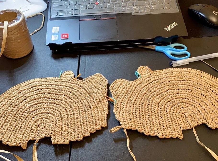 LiLin90876426's tweet photo. Very nice handicraft, gifted to me by a friend. https://t.co/4WBGi9SsLs