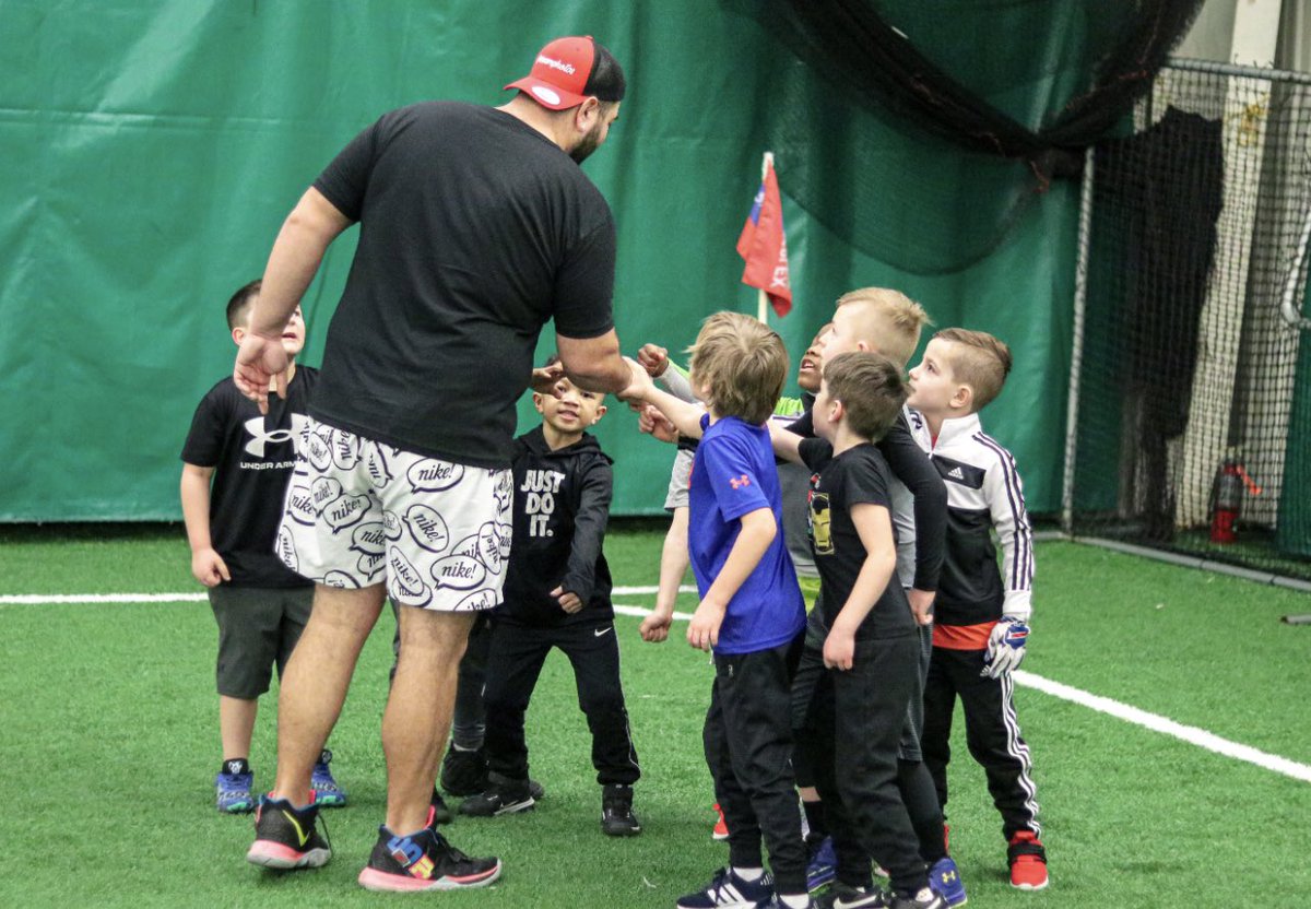 StevieJohnson13's tweet image. Filmmakers on 3! @CroomPhotos

#HandleBizHaveFunClub  📸 ⚡️🎞