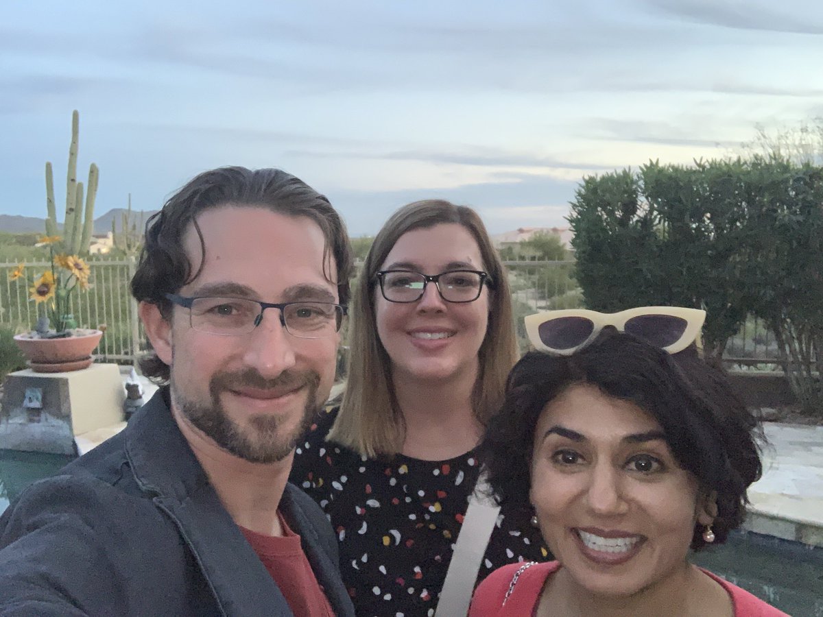 SRU members catching up at #SAR2022 in beautiful Scottsdale. Thanks for hosting @nirvidahiya. Great to see all of the #ultrasound content at the meeting @SocAbdRadiology @DTFetzer @ShuchiRodgers @mpcaserta
