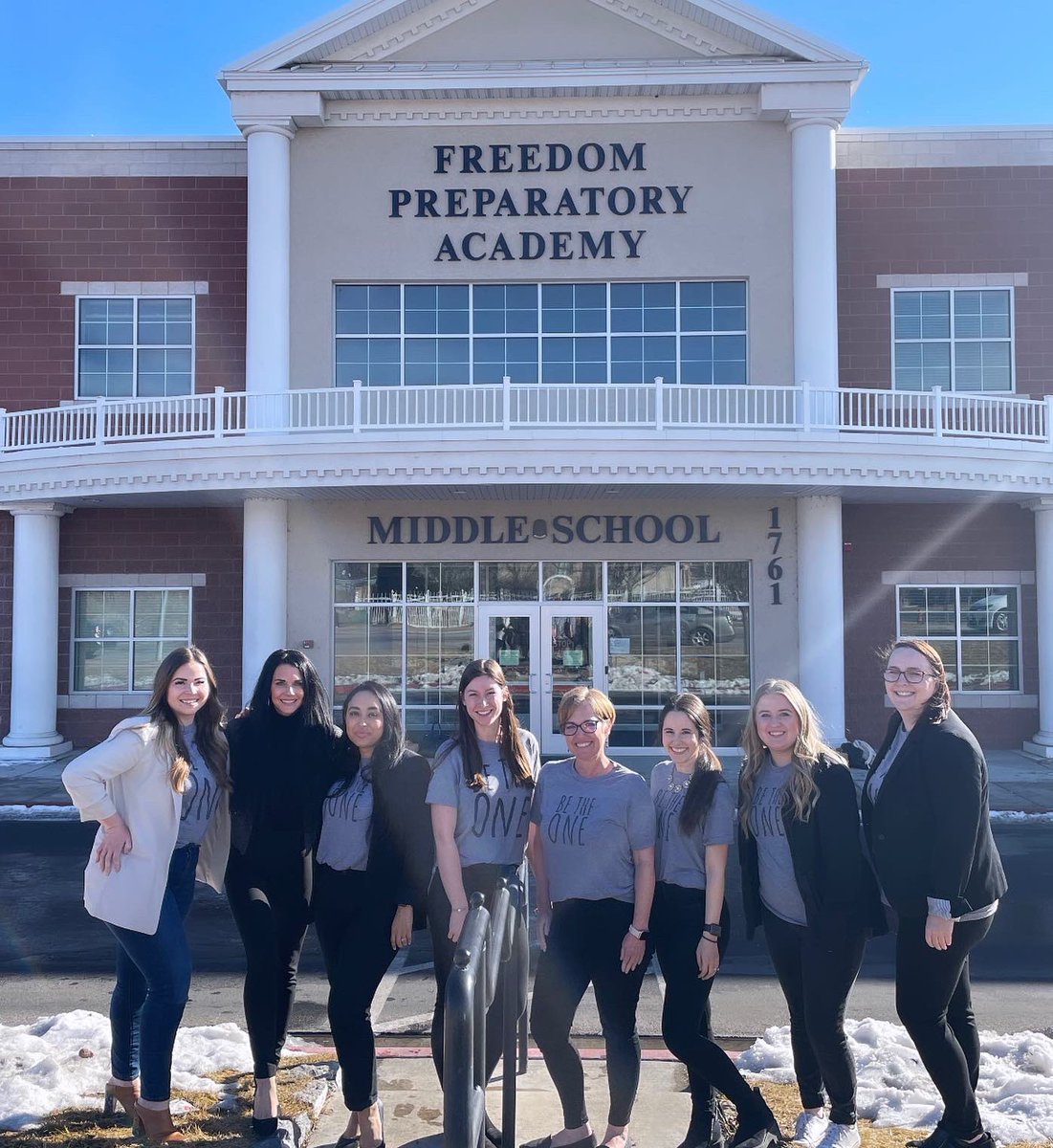 nickiatquest's tweet photo. Empower your teachers. Give them opportunity to shine. Let them know you believe in them! Sharing our vision with @FPAUtah yesterday. #culture #Leadership #personalizedlearning #masterylearning #education #whyiquest #questjrhigh https://t.co/rMaXiyWkNu