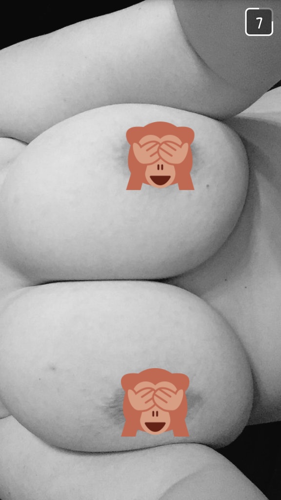 MidwestMilf69's tweet photo. @MissBNasty Glad to be a part of the  #Tittiesthread #milf DM for uncensored version 🔥 https://t.co/1FMsPb9r2o