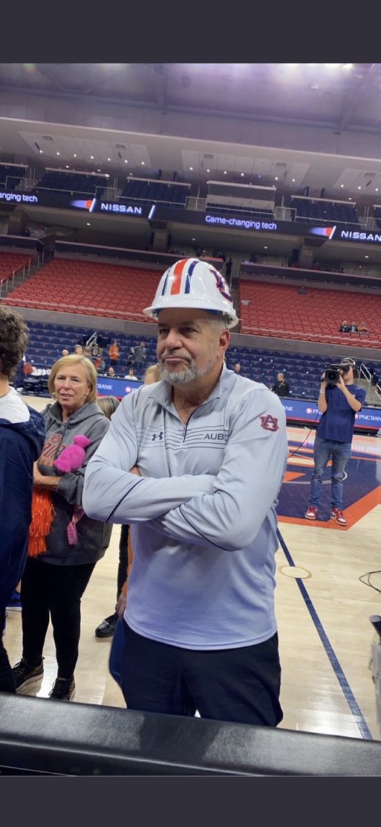 marshallp4's tweet photo. @HailStateMBK @AuburnMemes https://t.co/fWJjuThLEw