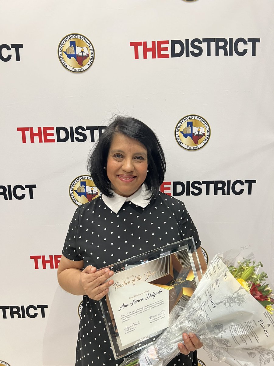 aarond3l's tweet photo. Proud of you @Ana_Del22 congratulations!
#YISDTOY2022 #WeArePresa https://t.co/XFcw9TCNiu