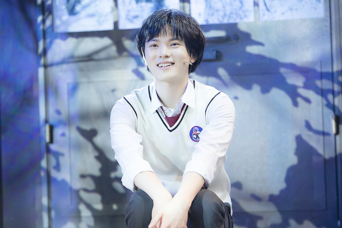 haeppi_pic's tweet photo. 220302 뮤지컬 더모먼트 커튼콜
소년 #송광일 https://t.co/dl3Dmdr3MQ