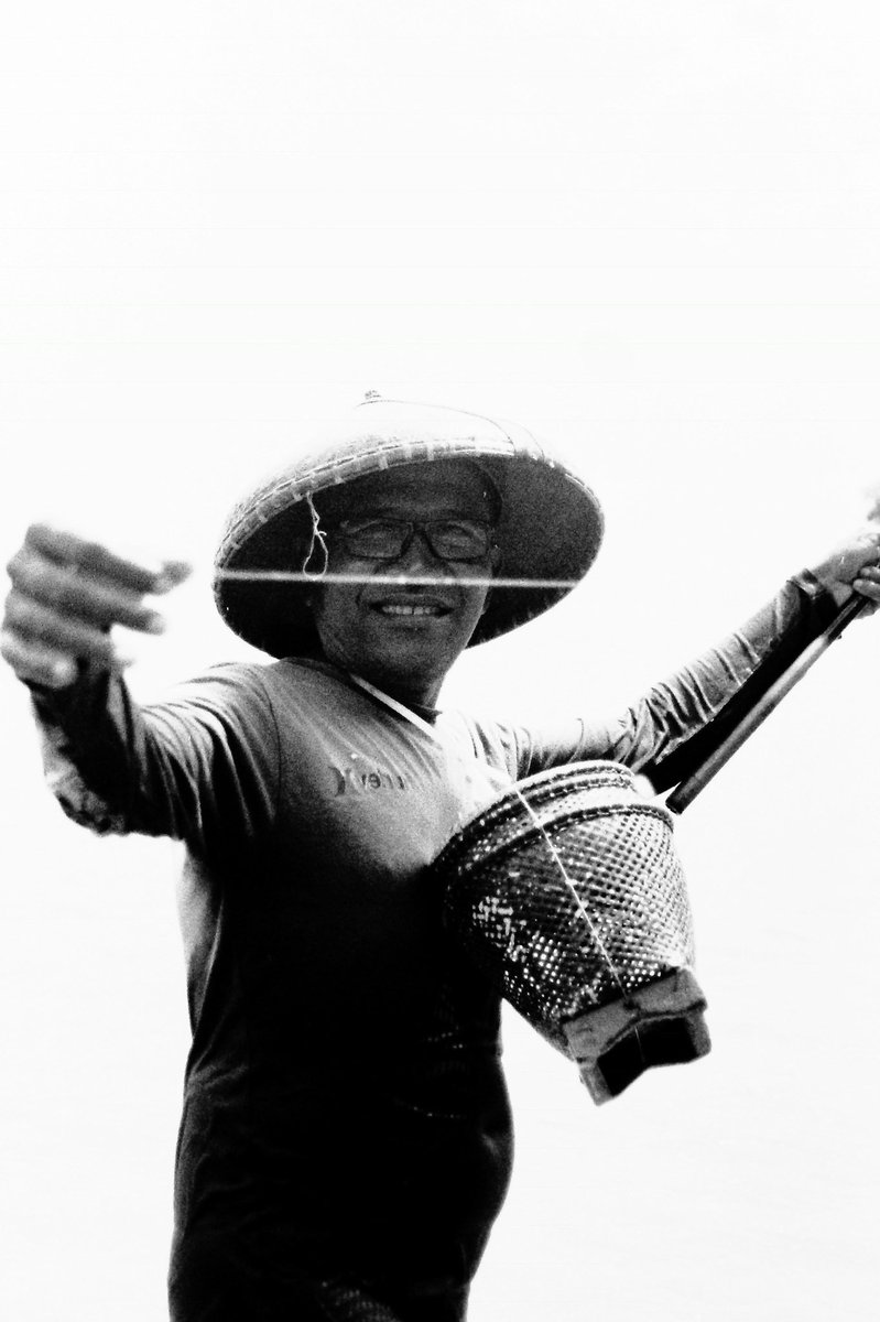FatElrato23's tweet photo. @f20visuals The Fisherman - Bali 2017 #filmisnotdead https://t.co/cmM9DTZH7P