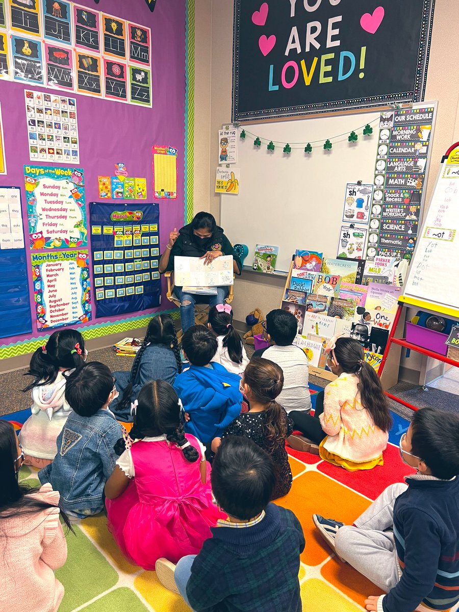 mschinn103's tweet photo. Happy Read Across America Day! 📚 We loved having Ms. Priya read to us! 🥰 https://t.co/1bUnfDqvOS