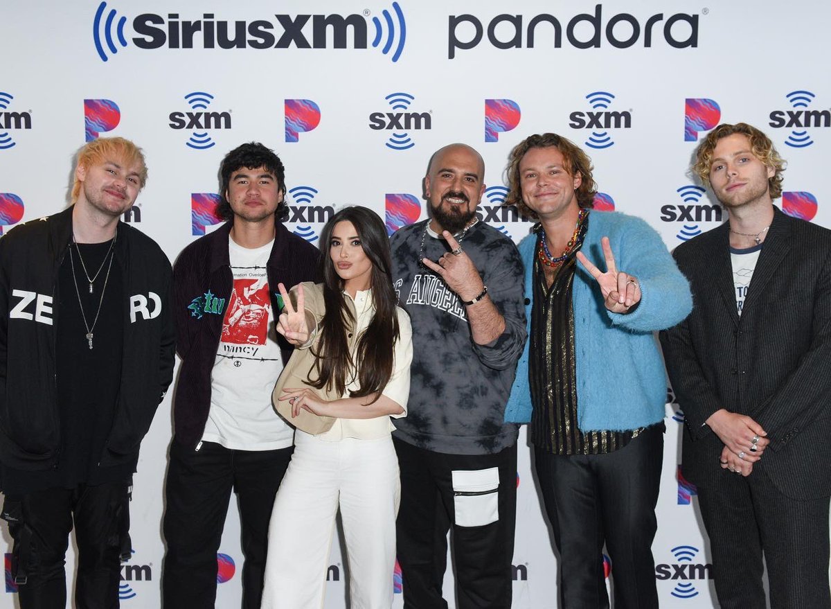 Best day with these studs @5SOS @TonyFly xxx #5SecondsOfSummer