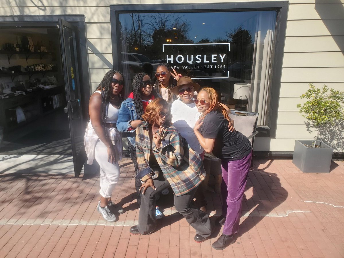 only1Ena's tweet photo. @TameraMowryTwo My family celebrated my bday weekend in Napa! Of course we had to have a wine tasting at Housley! Our favorite is Casablanca! We had a great time and even met your inlaws! They are the sweetest! https://t.co/n50E4A5uyv
