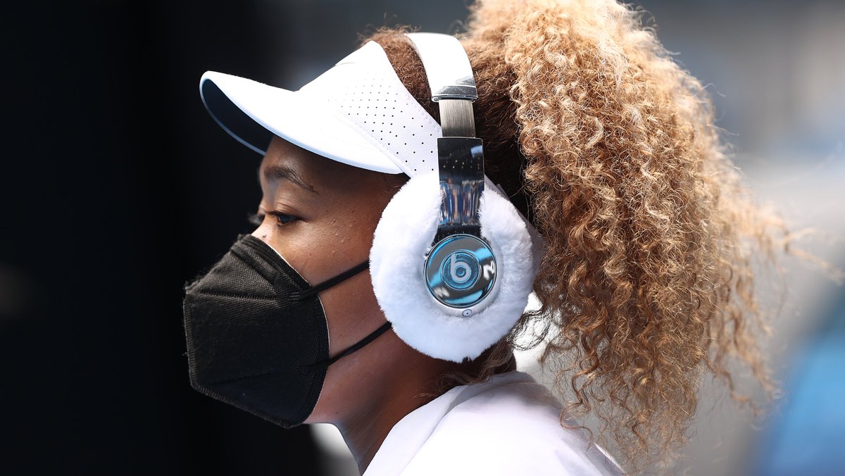 AustralianOpen's tweet photo. Outfits and accessories always on point 🦋 

@naomiosaka • #AusOpen • #AO2022 • #AOStyle https://t.co/AfFreN5Tnk