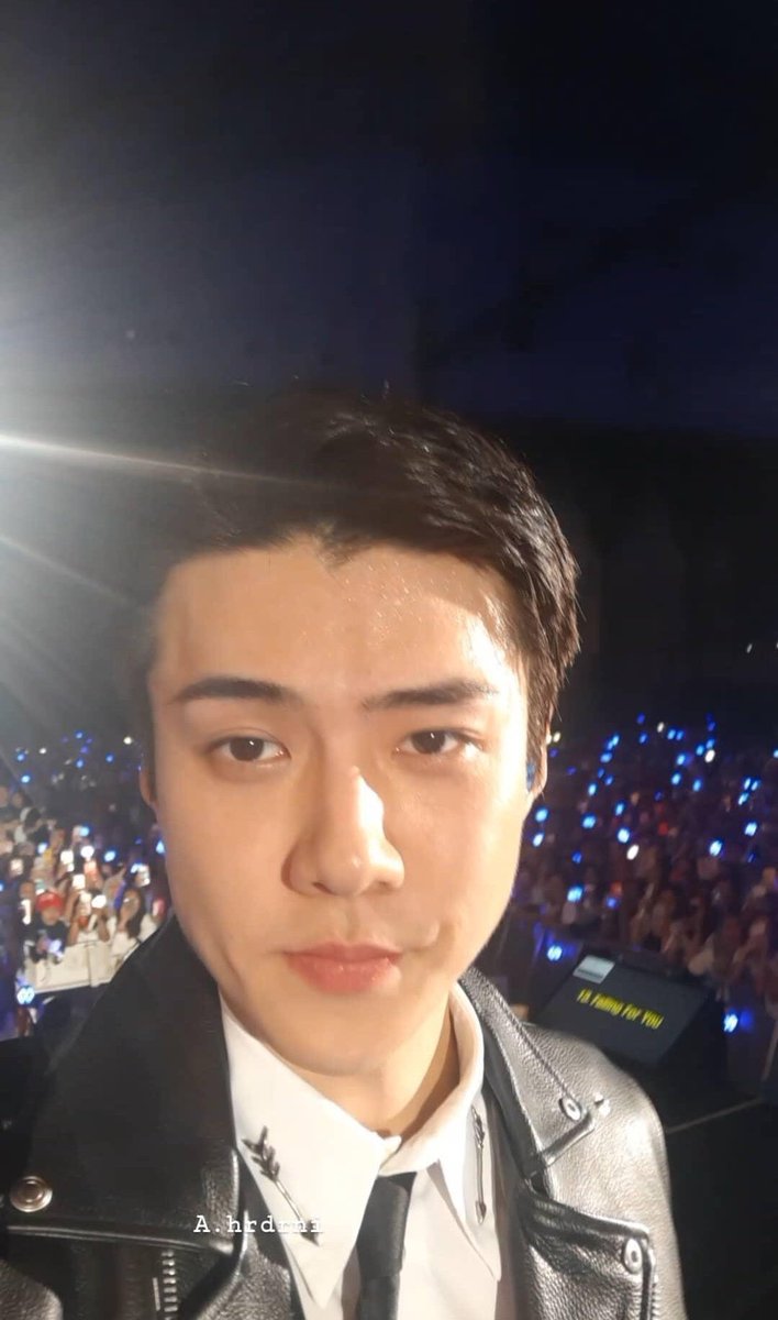 sehunpicture's tweet photo. #세훈 #SEHUN https://t.co/QsH8ZwuLGw