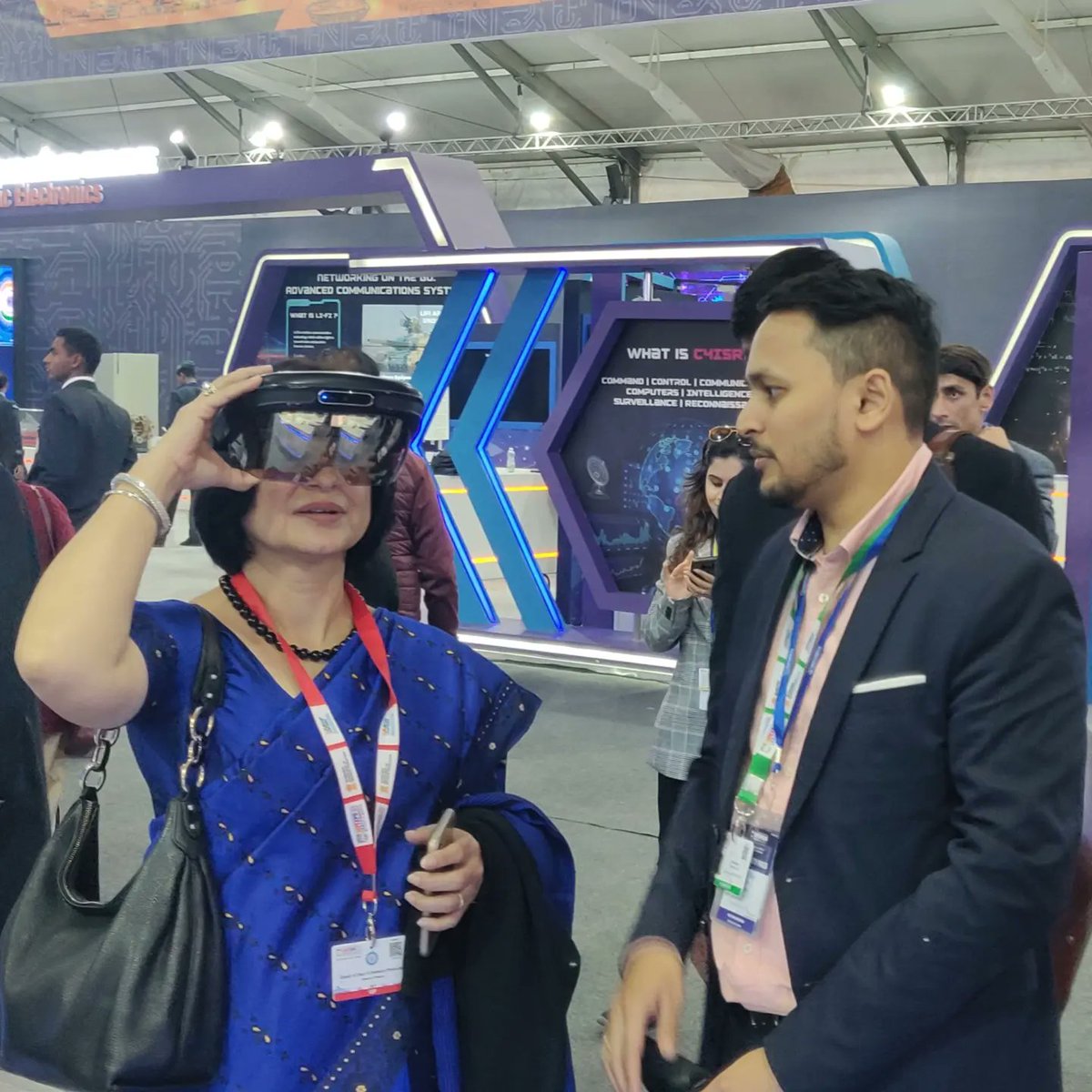 ajnalens's tweet photo. Here’s a little #Throwback of #DefExpo2020. It’s been an extraordinary journey. AjnaLens is devoted to develop and innovate under the #MakeInIndia initiative to strengthen our defence with all our might.
All eyes on #DefExpo2022 now!
Visit us from 10th-14th March 2022. https://t.co/AERUvUL5RF