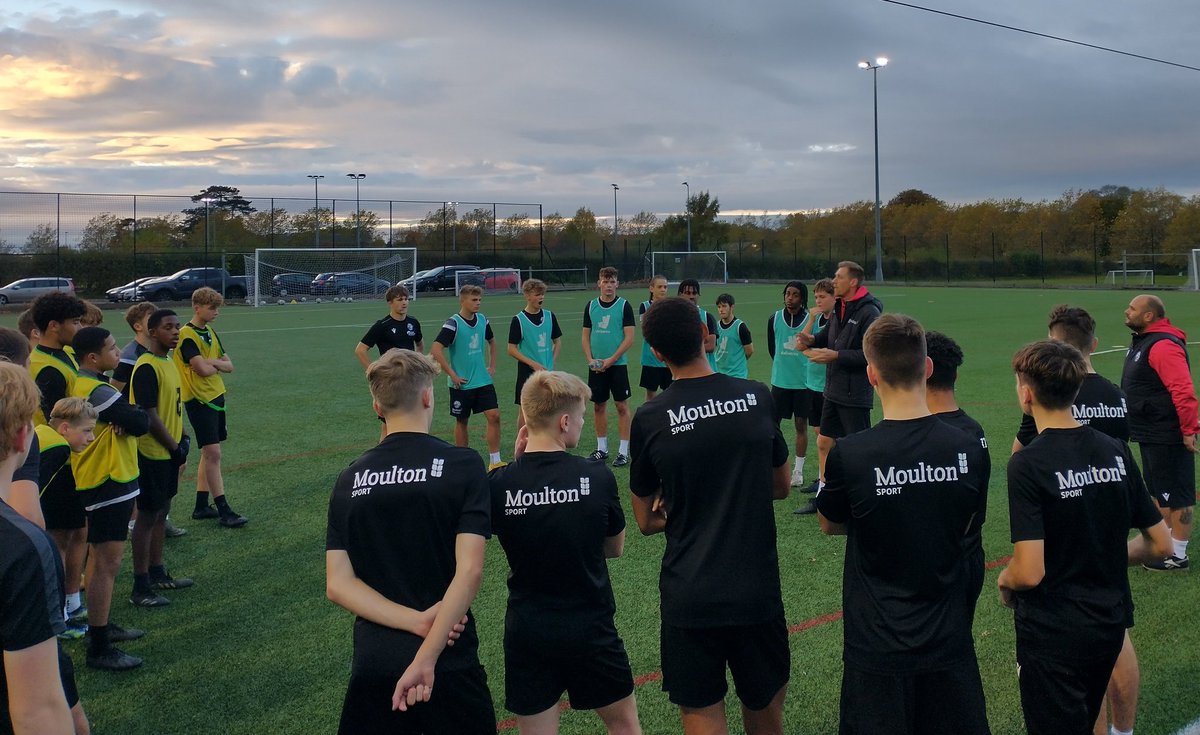 MCFAScholars's tweet photo. Congratulations to our U1️⃣9️⃣ Performance & Development pathways on 4 fantastic results yesterday.
Looking forward to next week when our U23'S (@FutureEliteS) & our Girls Academy are back in action! 🌟
#MoultonMade #TeamMoulton #WeAreDiamonds #Pathway2Success #FuturesBright ⚽💎 https://t.co/PKMZ9B2D34